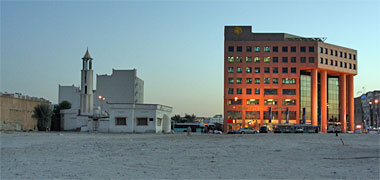 Contrasting building types in the centre of Doha