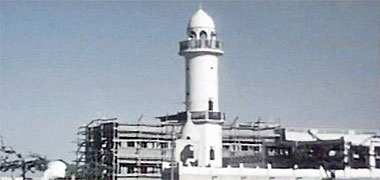 The minaret and entrance to a Doha mosque, 1966 – image developed from a YouTube video