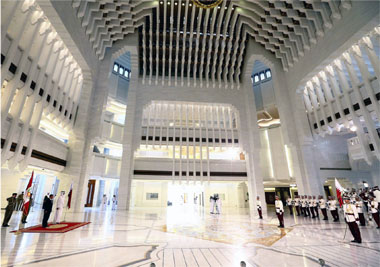 The central atrium at a welcoming ceremony – permission requested from the Diwan al-Amiri