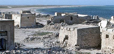 Structures at al-Ghariyah with battered walls