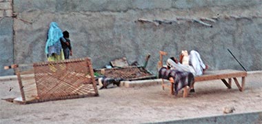 Beds on a roof in Rumaillah, 1972