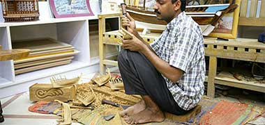 Model dhows being carved
