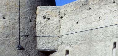 Detailing of the junction between wall and tower at al-Wajbah
