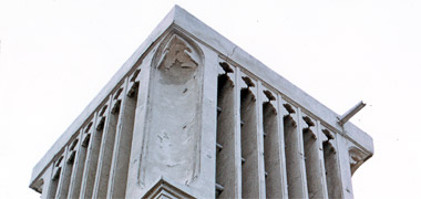 A wind tower with six openings a side