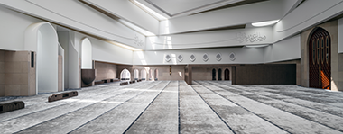 View across the musalla with the mihrab to the left and main entrance to the right – with the permission of the architects