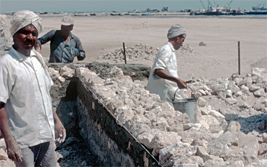 Craftsmen working on the first reconstruction of Sheikh Abdullah's compound on feriq al-Salata