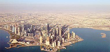 The aerial view, west, over the New District of Doha, 2013 – with the permission of Nick Fletcher on Flickr