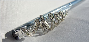 Jewelled pen clip