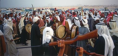 Drums and guns at a razeef