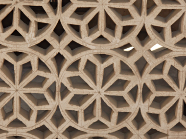 Detail of carved plasterwork in the Siyadi Majlis and Pearl museum – permission requested from kjrega on Flickr