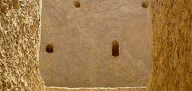 A detail of the ayyin at al-Thaqab – with the permission of Dawn at Bon Island, Phuket, Thailand on Flickr