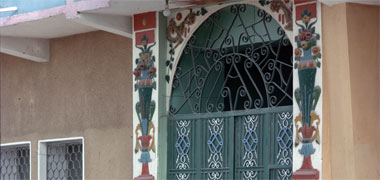 A more studied decorative treatment to entrance gates