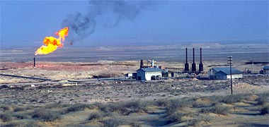 An oil related scene near Umm Bab, February 1972