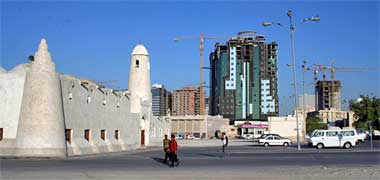 Contrasting building types in the centre of Doha