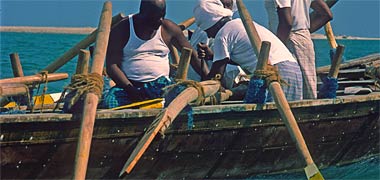 Illustration of wear to a fishing oar