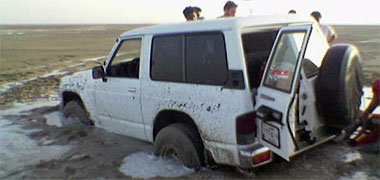 A car trapped in sabkha